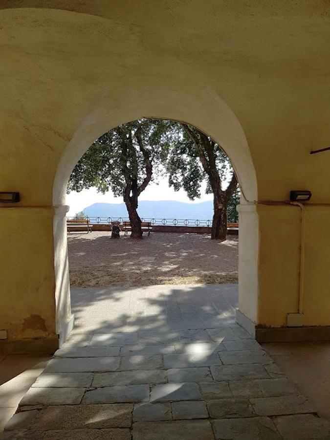 Santuario Ns Soviore Cinque Terre Monterosso al Mare Buitenkant foto