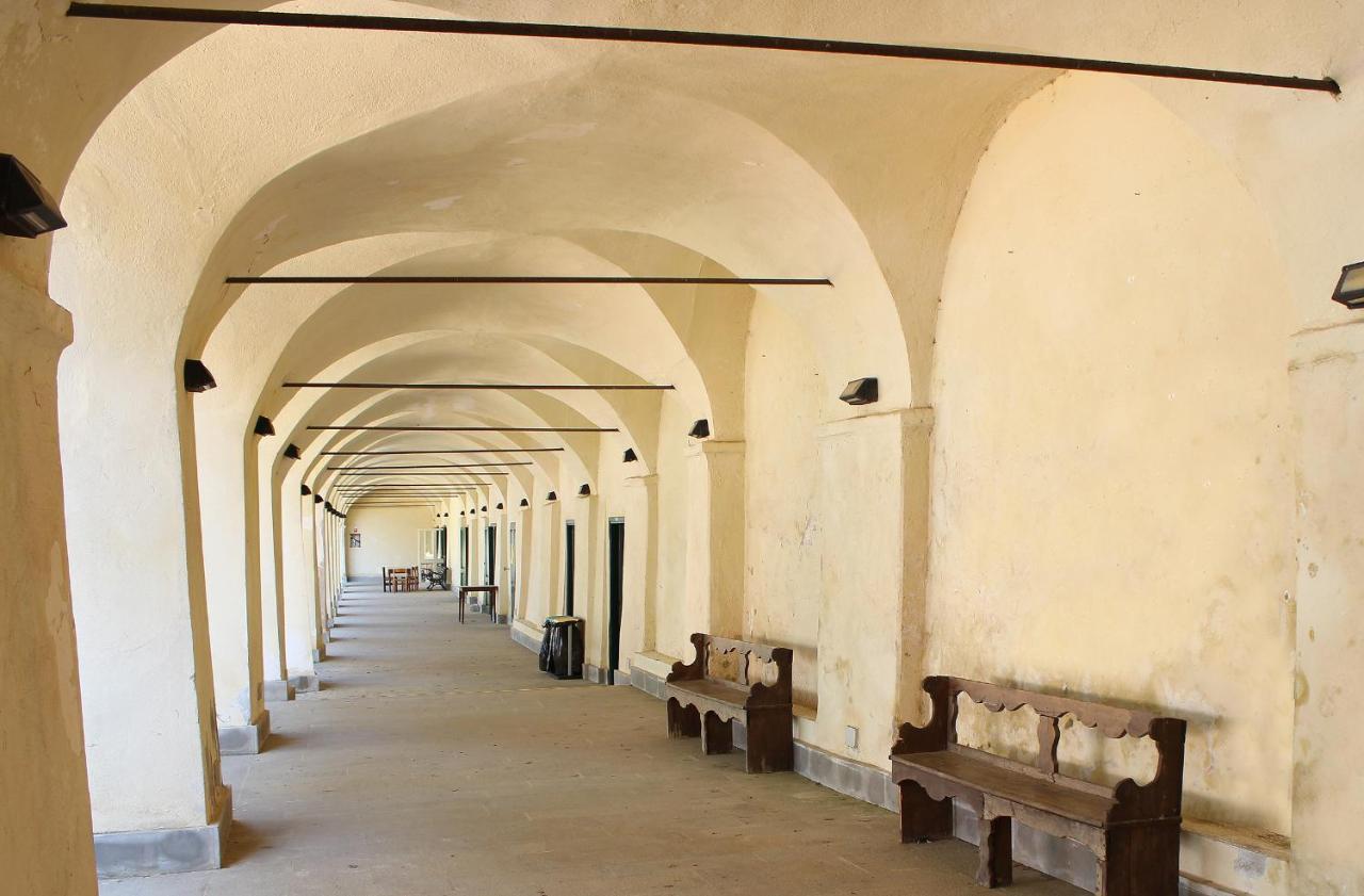 Santuario Ns Soviore Cinque Terre Monterosso al Mare Buitenkant foto