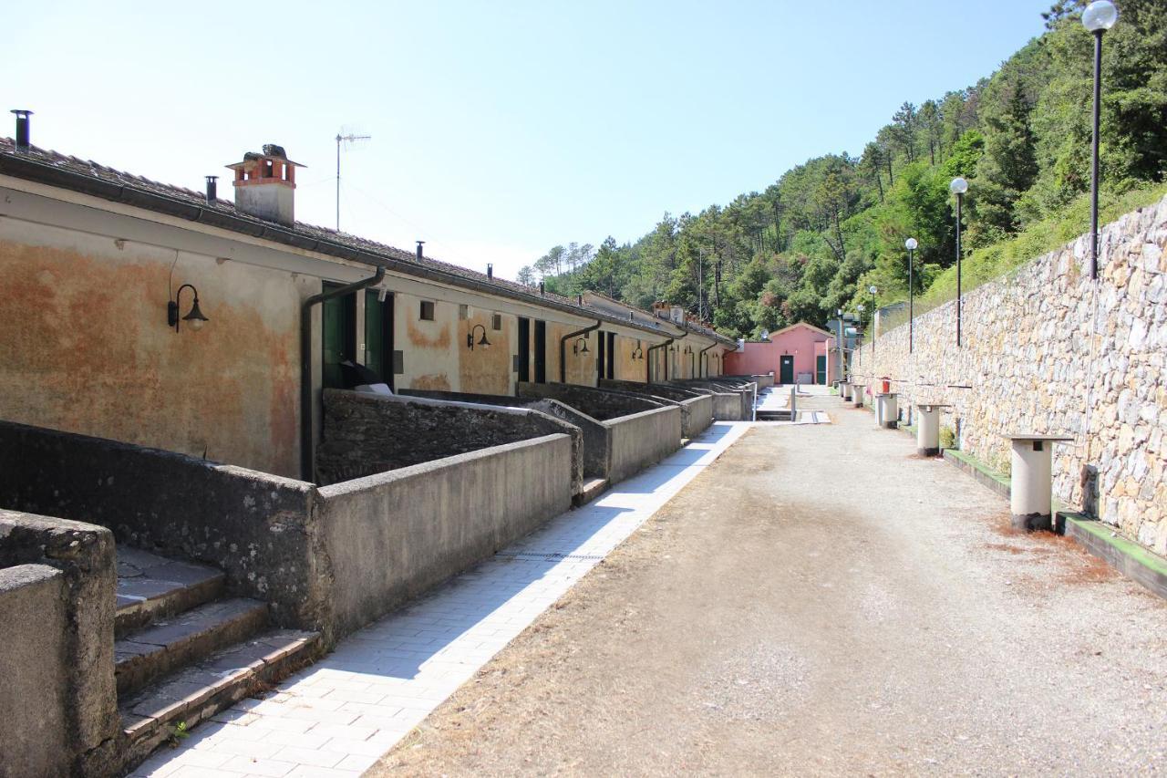 Santuario Ns Soviore Cinque Terre Monterosso al Mare Buitenkant foto